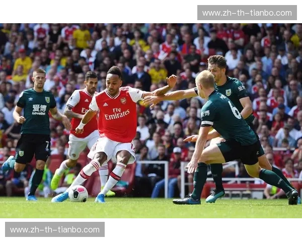 阿森纳vs利物浦：红蓝对决，激情燃爆的安菲尔德之夜